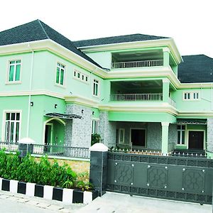 Milestone Hotel